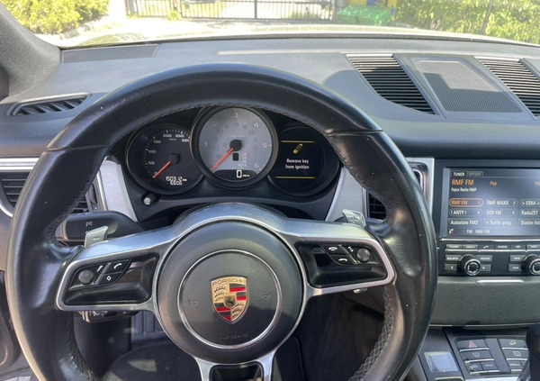 Porsche Macan cena 129800 przebieg: 150000, rok produkcji 2014 z Biała małe 704